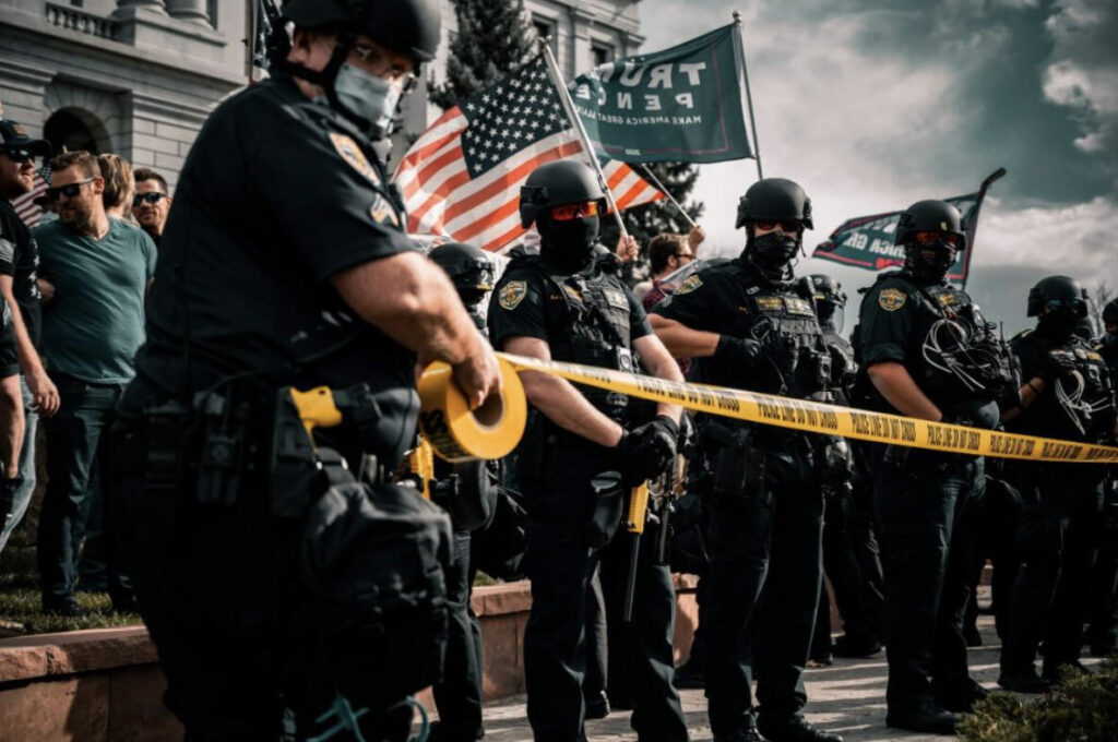 L’effondrement du système démocratique est proche. Voici comment l’éviter.